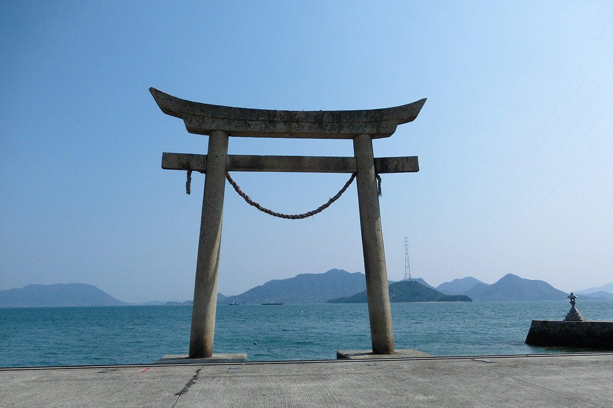 Tokoura Shrine and Kagi Castle (床浦神社・賀儀城)  3