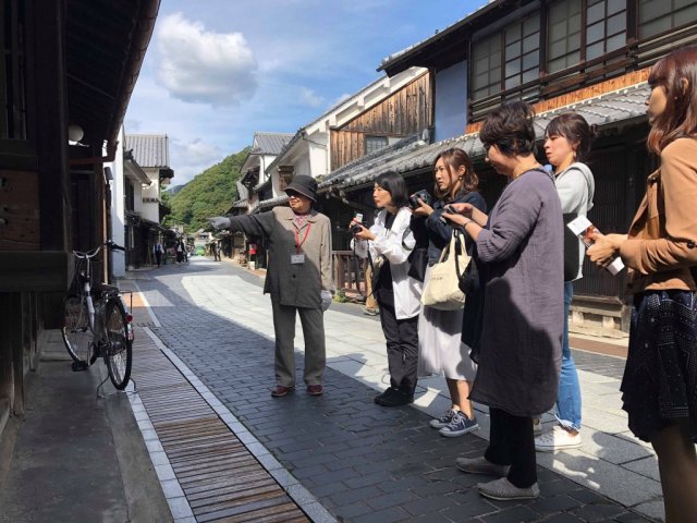 町並み観光ガイド受付中