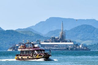 19ｔ型50名乗り「くれないⅢ」