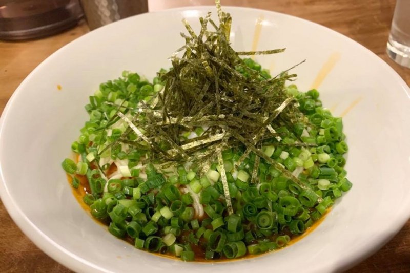 汁なし担々麺