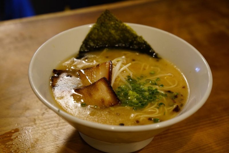 白ラーメン