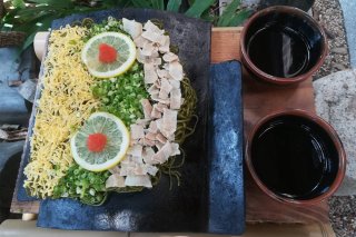 瓦そば（1人前）　1,500円　※写真は2人前