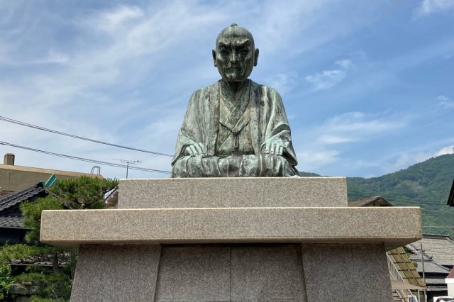 『頼山陽』銅像