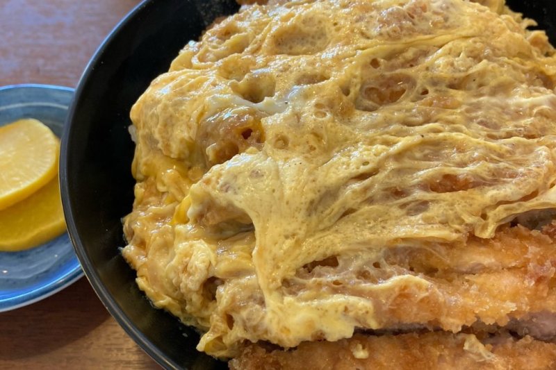 常連さんに人気のかつ丼