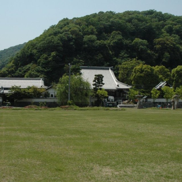 長善寺《石山合戦記念館》
