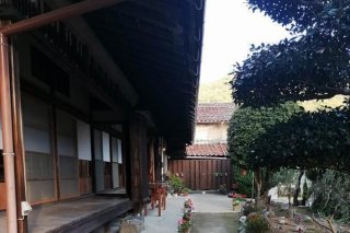 店の外の様子