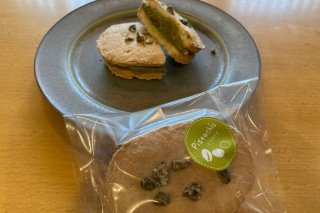 ダックワーズ　ピスタチオ