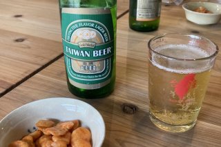 台湾ビールとおつまみセット　700円