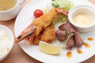 海の幸フライと峠下ローストビーフランチ