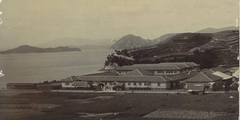 1903年創建当時の忠海中学