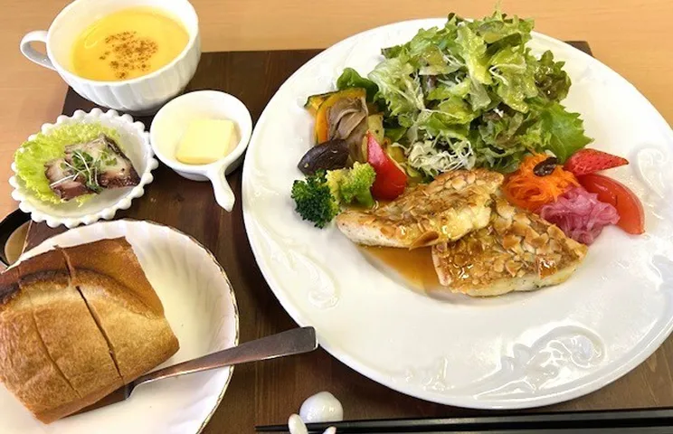 미치노에키 다케하라(‘르 라팽’ 메뉴)