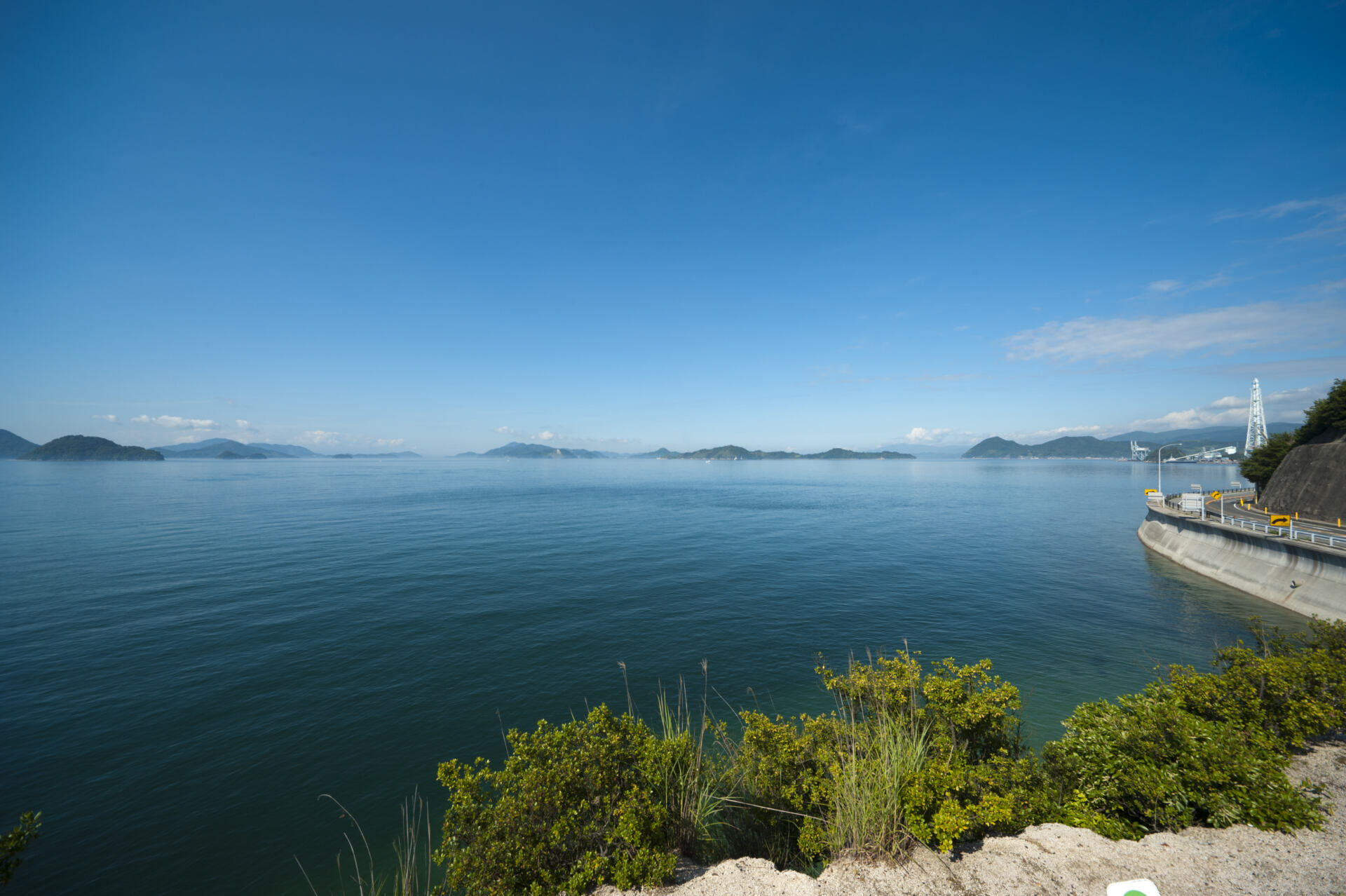 歩いて味わう町並み、走って出会う海｜竹原フォトスポット旅
